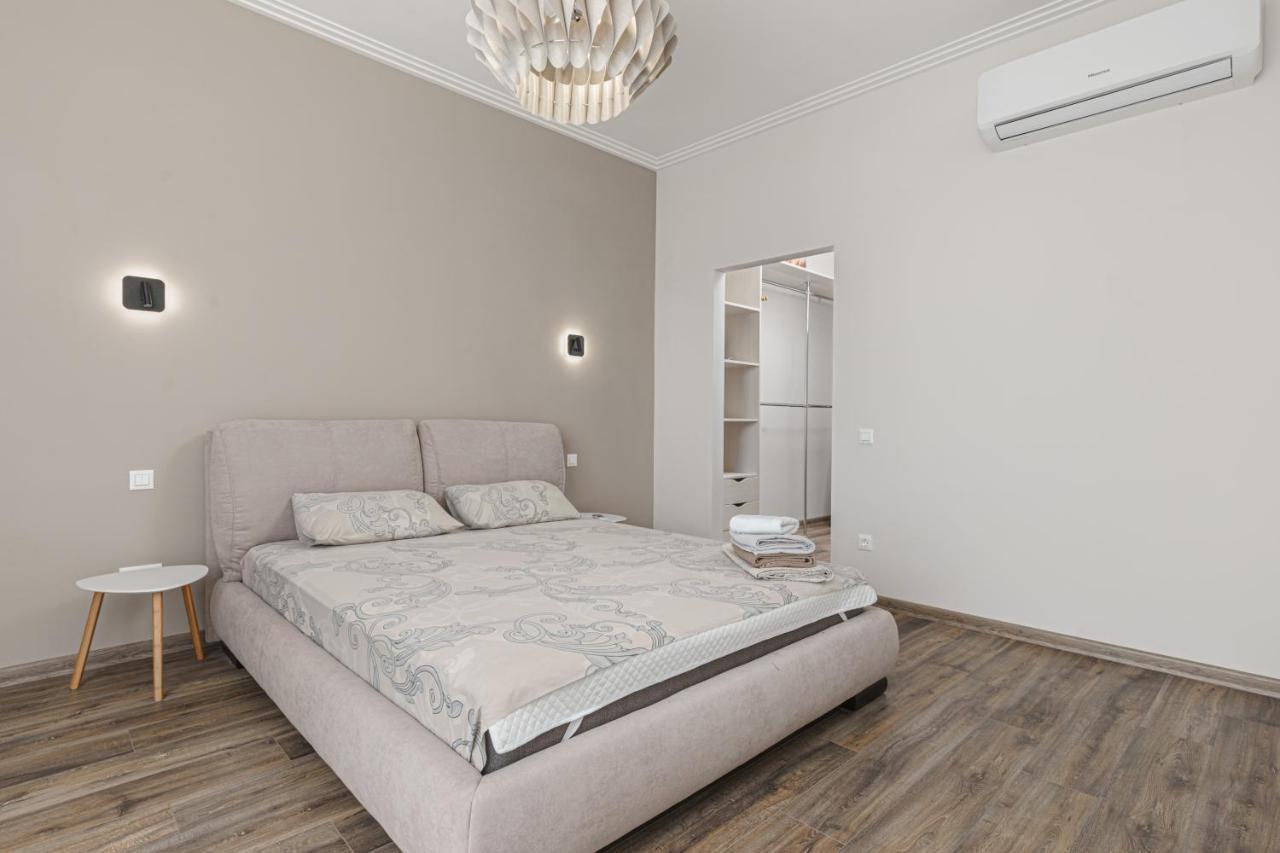 Sea Symphony 2-Bedrooms Apartment Odessa Exterior foto